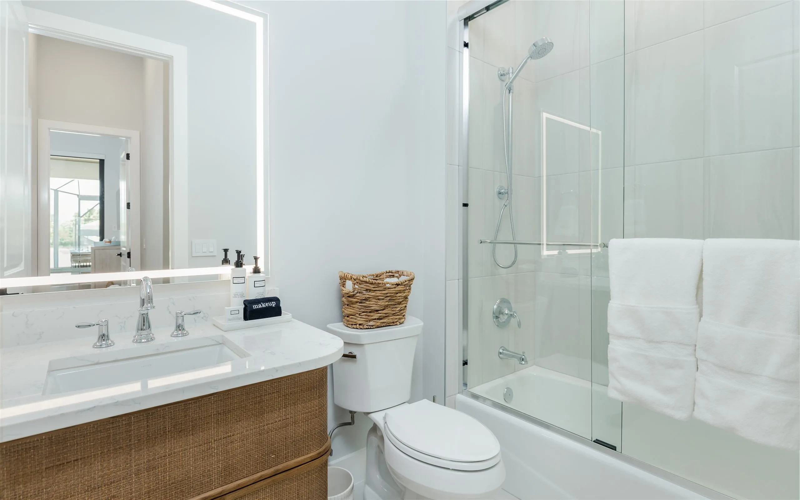 Bedrooms and bathrooms at Villa Sauvage