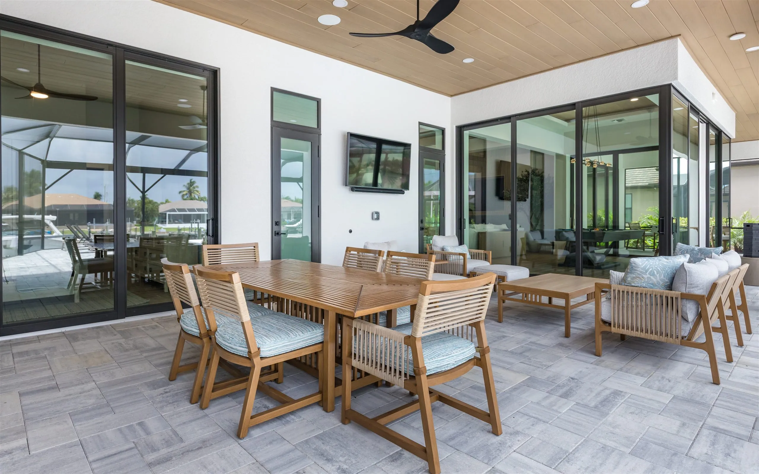 Outdoor living at Villa Sauvage
